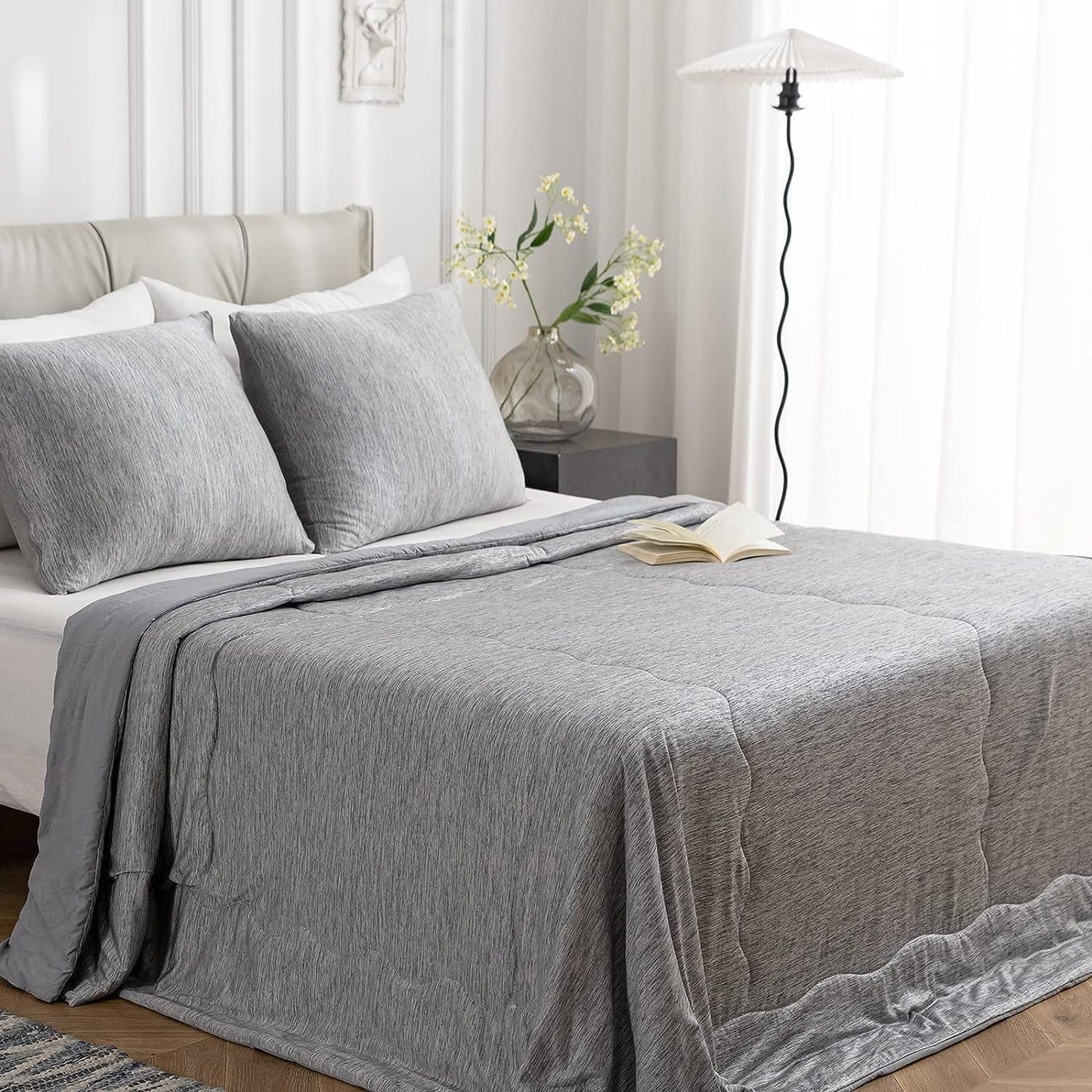 Dual-Sided Cooling Comforter King Size, Washable Lightweight Cooling Blanket with Q-Max > 0.5 Arc-Chill Cooling Fiber, Cool Sleeping Summer Blanket for Night Sweats Hot Sleeper (90"X 108")